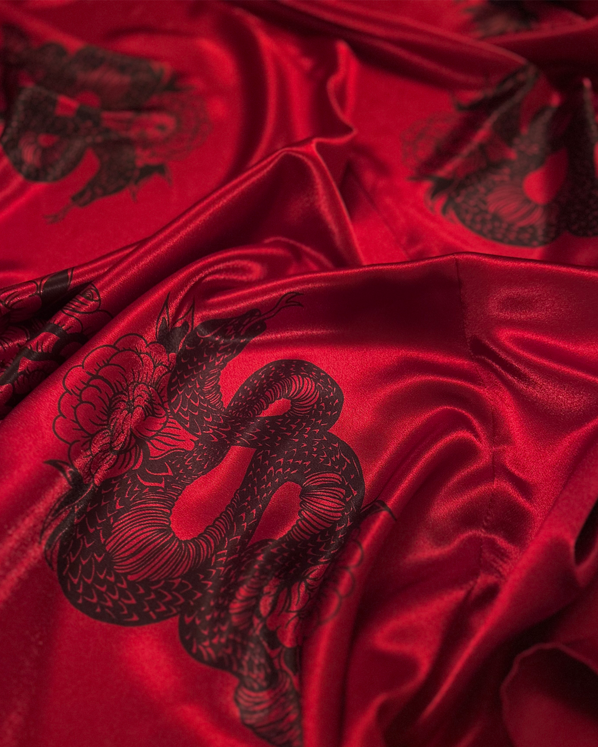 PEONIES/SNAKES ON RED - SATIN