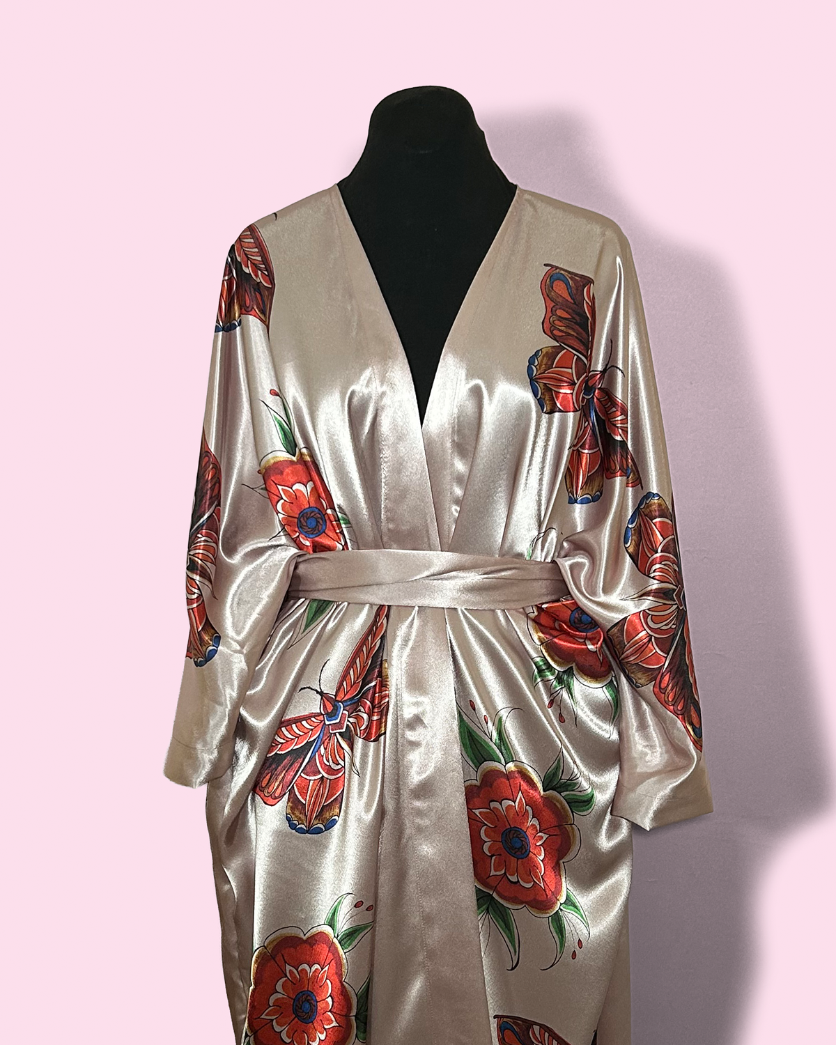 BUTTERFLIES ON BLUSH - SATIN