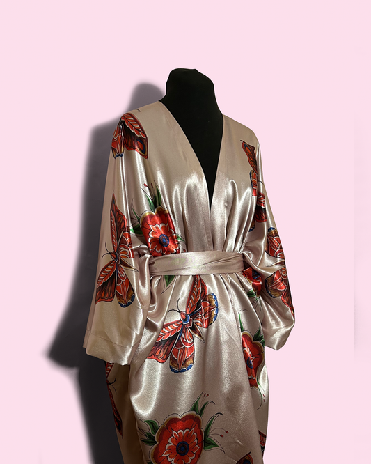 BUTTERFLIES ON BLUSH - SATIN