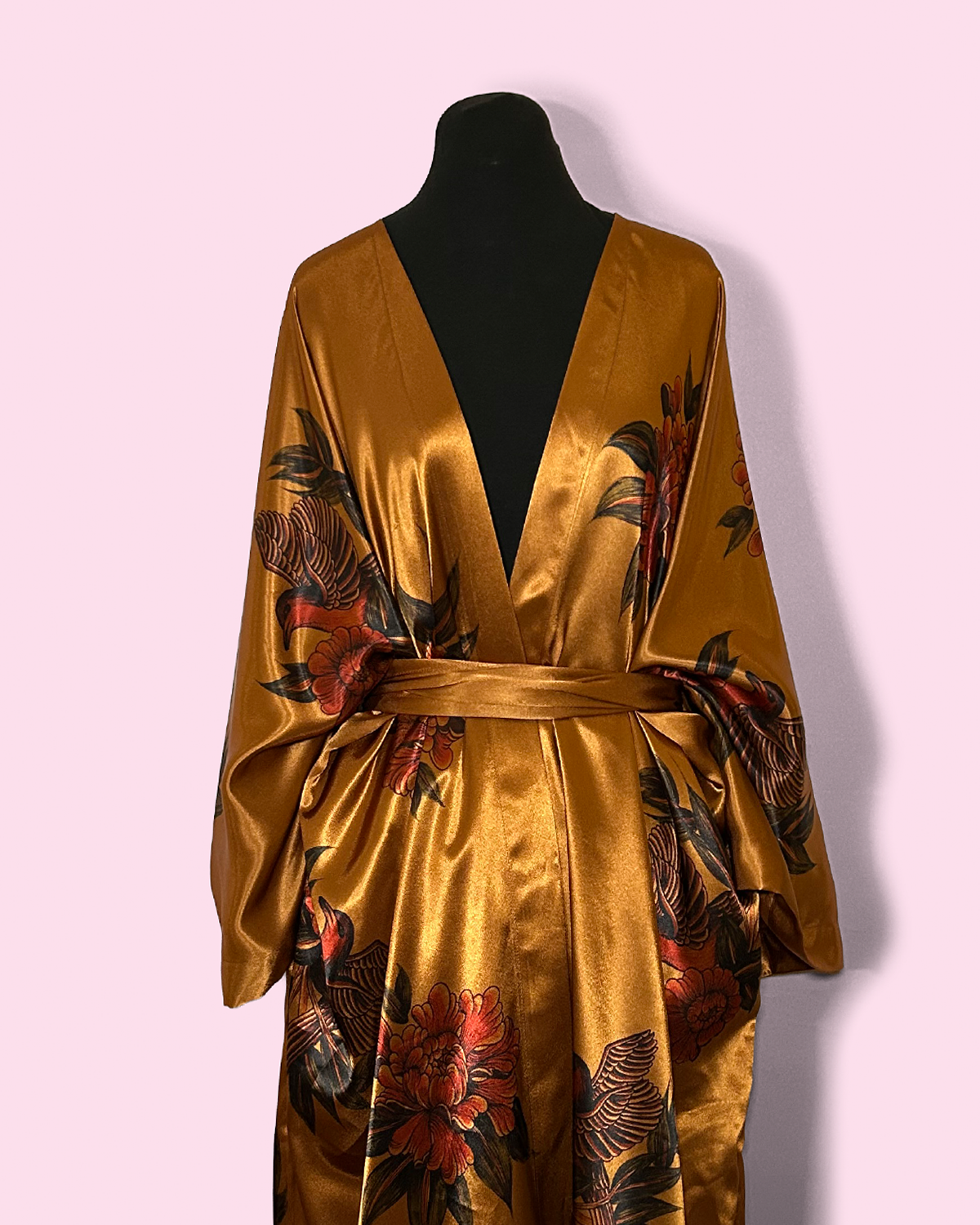 ROBINS ON GOLD - SATIN